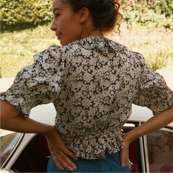 DOEN viola wrap top sz Small ruffled tie waist floral blouse - Picture 2 of 11